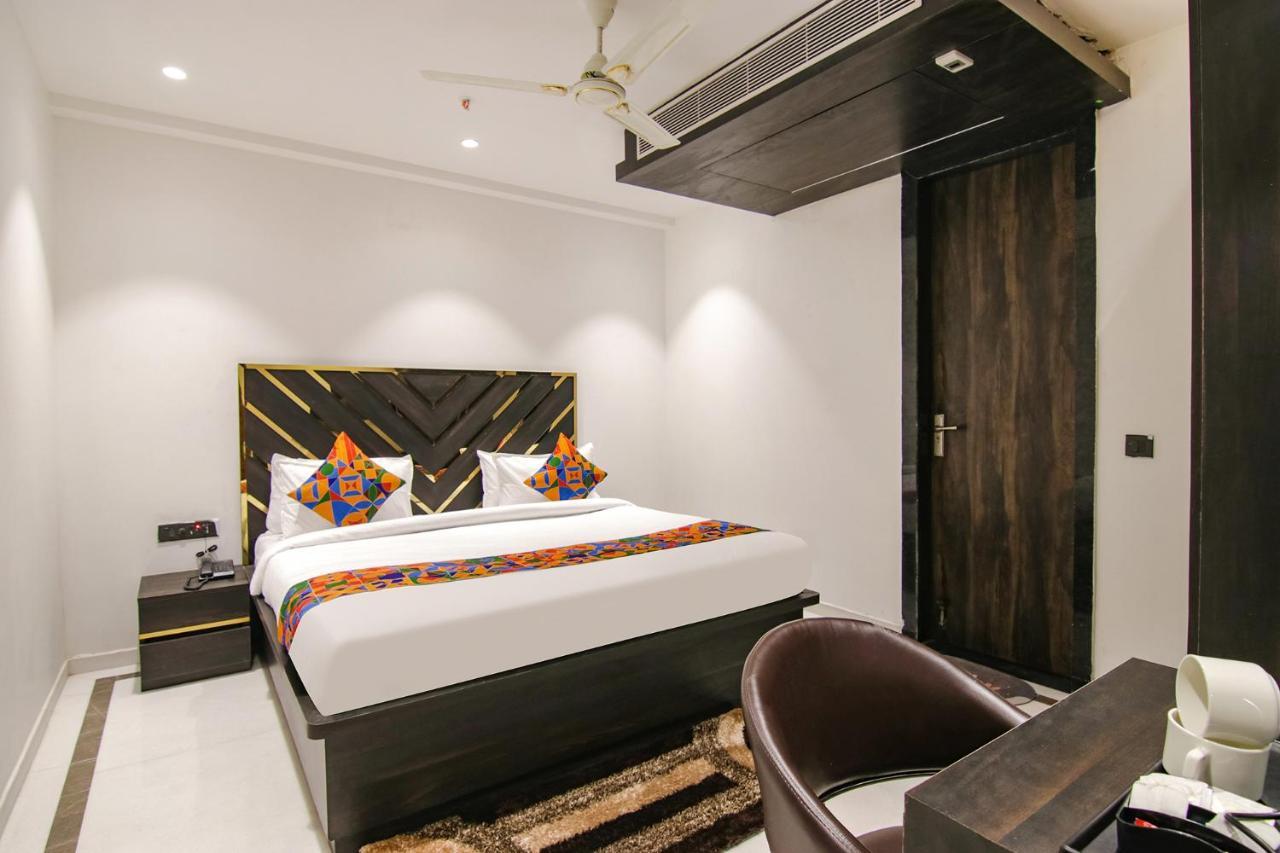 Fabhotel Greysky New Delhi Bagian luar foto