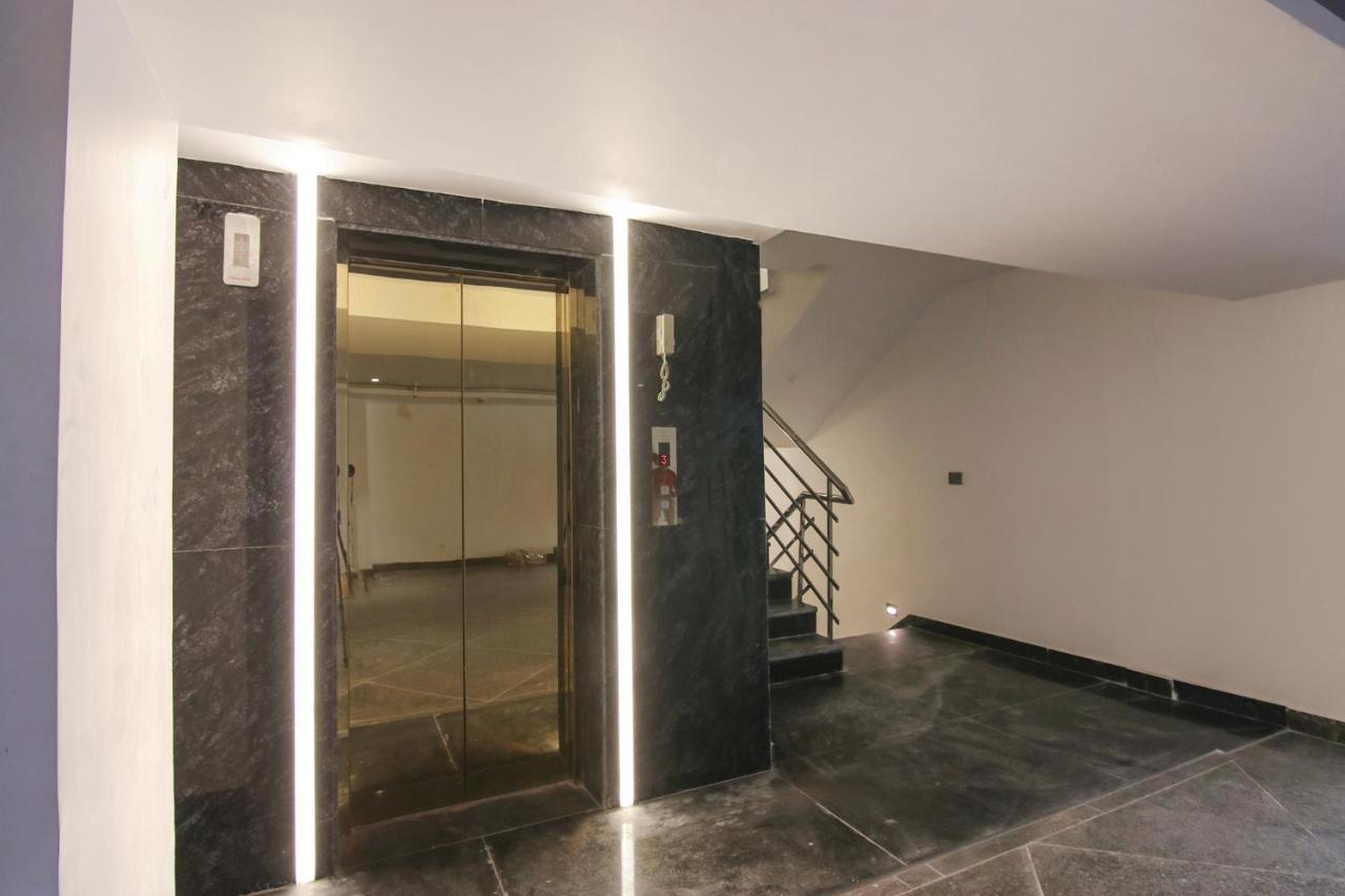 Fabhotel Greysky New Delhi Bagian luar foto